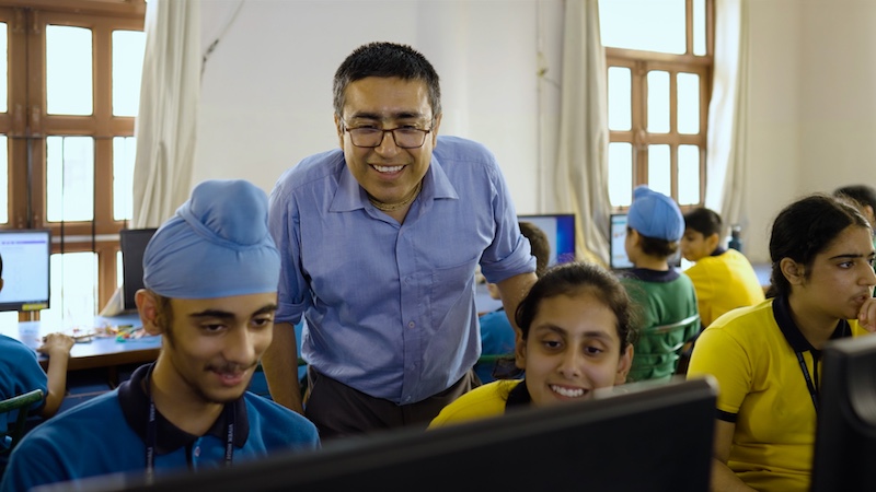 Mentor Rajan at his Code Club in India