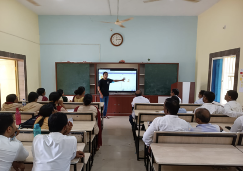 A master teacher is delivering a training session to a group of teachers. 